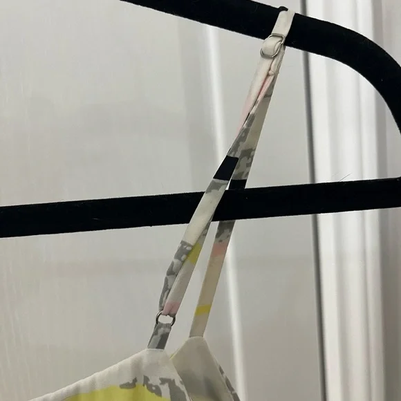 Guess Multicolor Patterned Romper - Picture 6 of 6